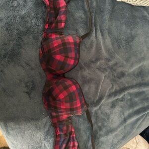 Torrid Curve red and Black Bra